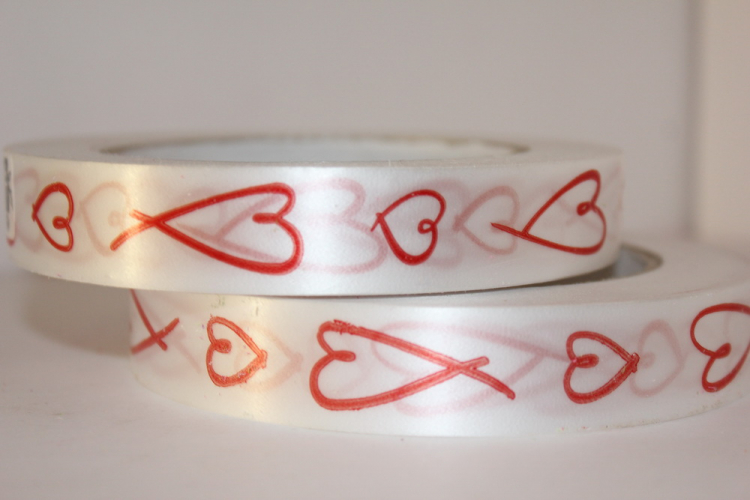 Лента Белая с красными Сердцами